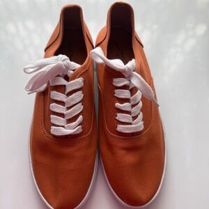 Universal thread Lunea Lace Up Sneakers Dark Orange